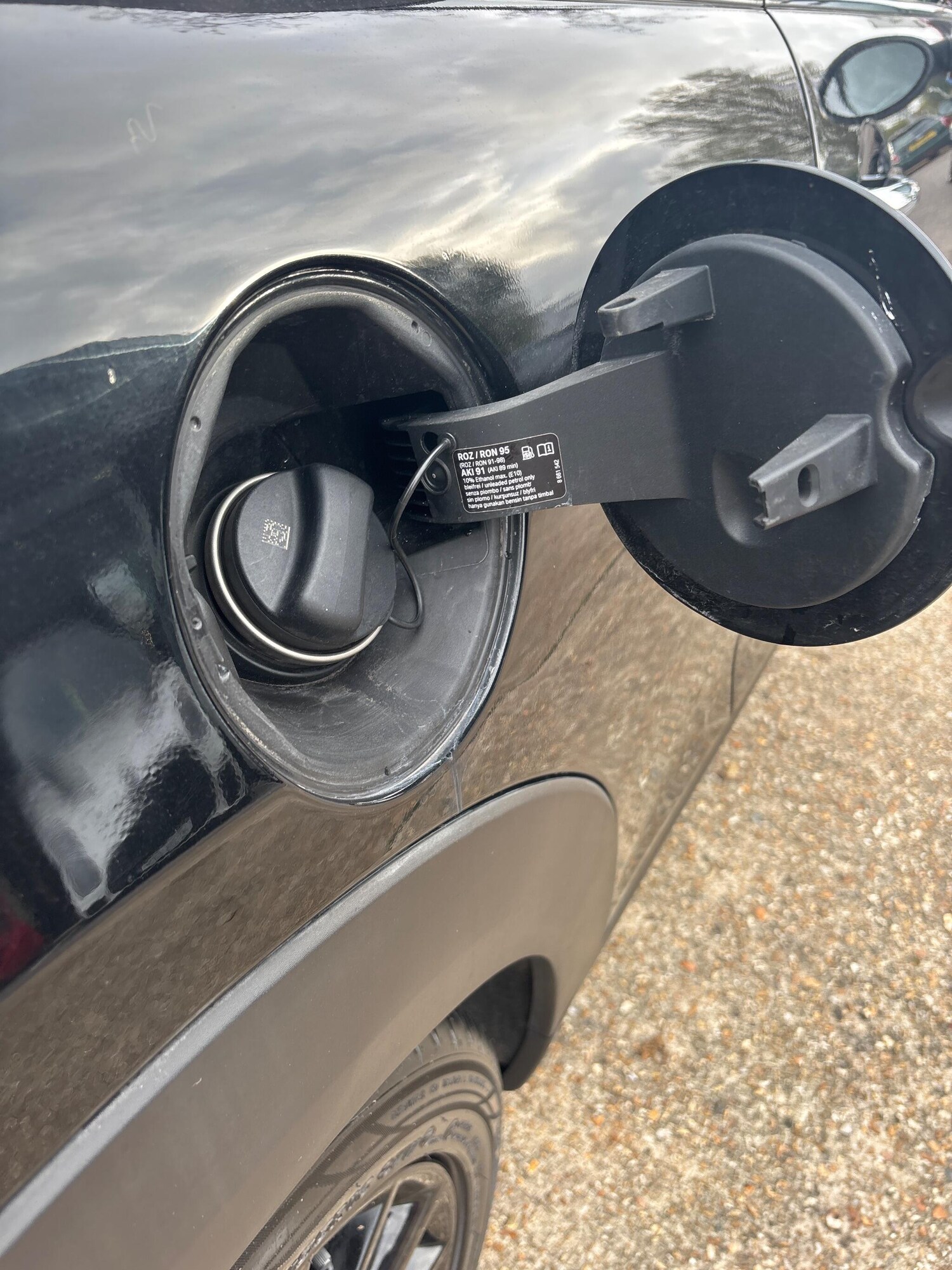 Used MINI Convertible 2018 for sale - 76673585: Photo 22