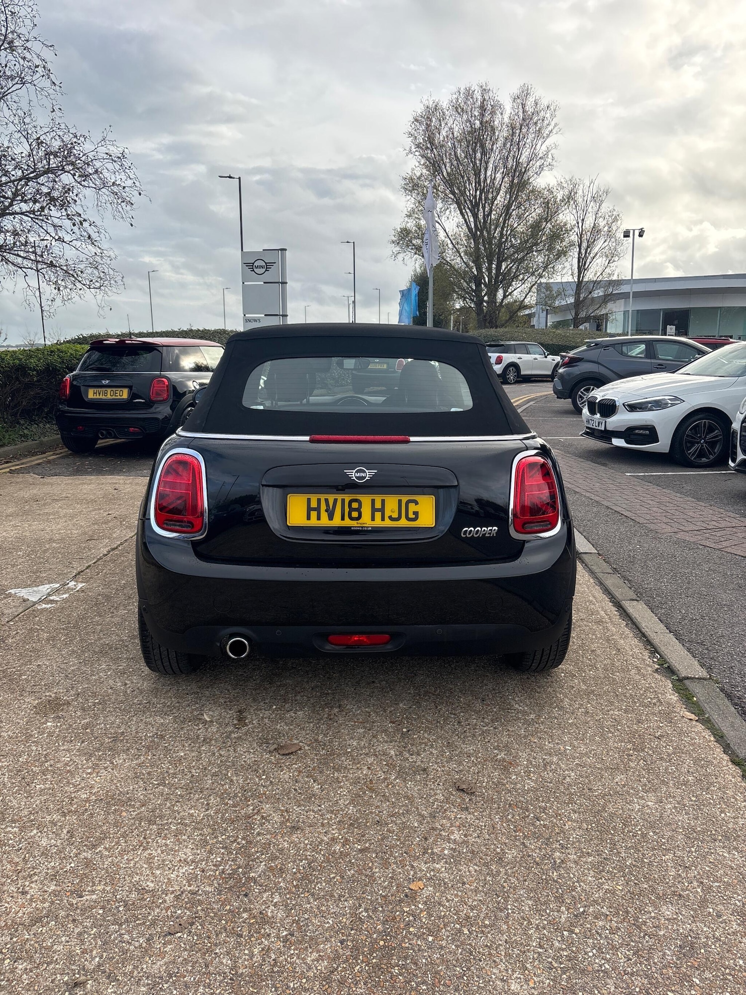 Used MINI Convertible 2018 for sale - 76673585: Photo 5