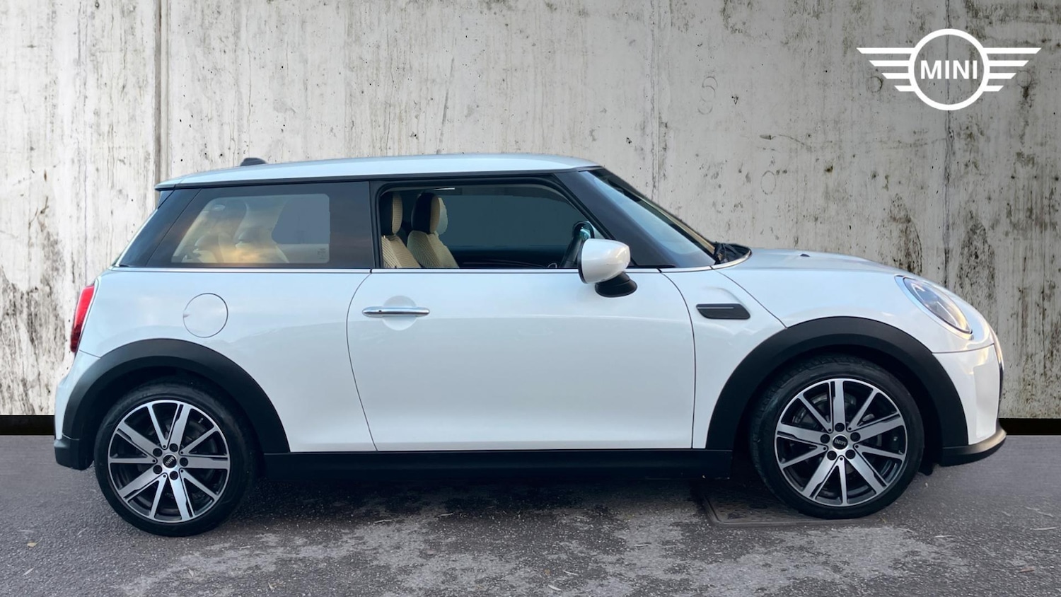 Used MINI Hatch 2023 for sale - 76845117: Photo 3