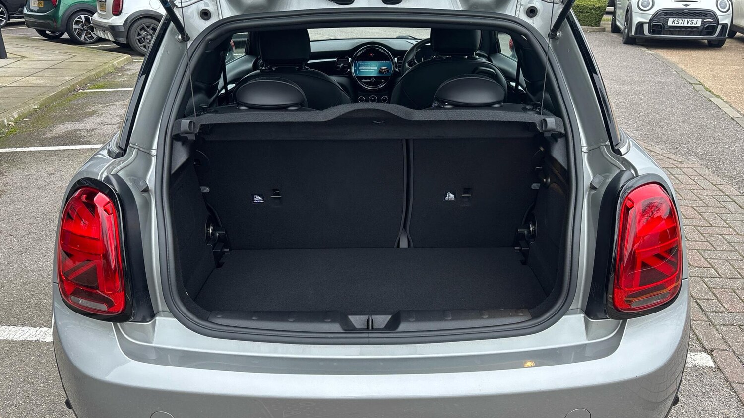 Used MINI Hatch 2023 for sale - 77552053: Photo 13