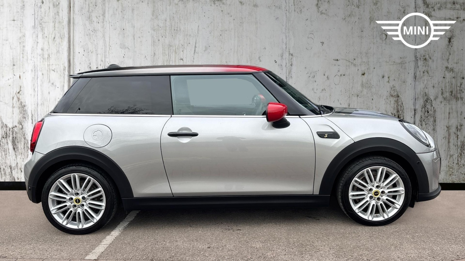 Used MINI Hatch 2023 for sale - 77552053: Photo 3