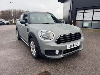 Used MINI Countryman 2019 for sale - 77475022: Photo