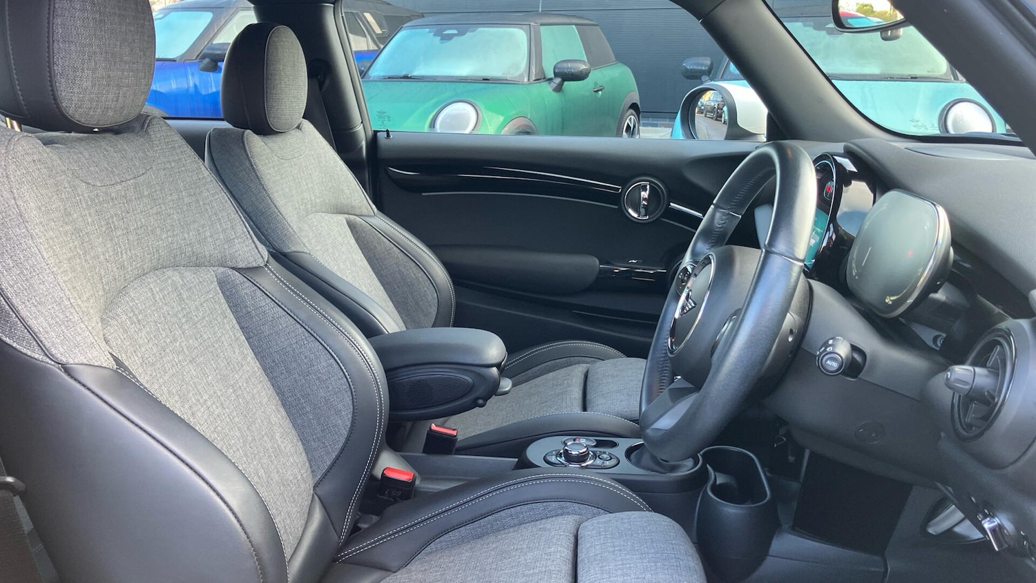 Used MINI Hatch 2022 for sale - 76845116: Photo 11