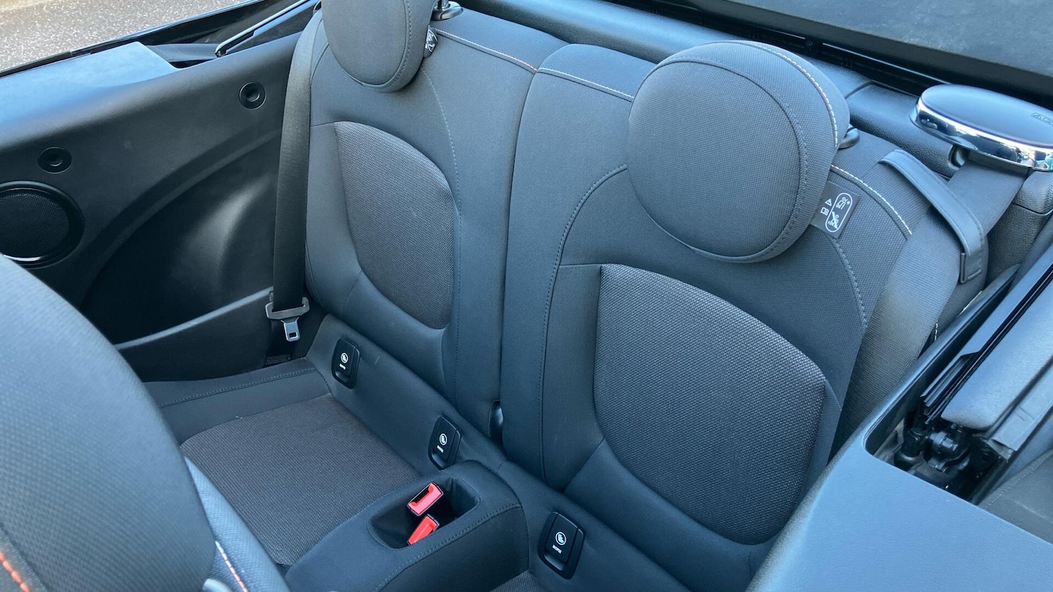 Used MINI Convertible 2022 for sale - 76675421: Photo 12