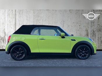 Used MINI Convertible 2022 for sale - 76675421: Photo