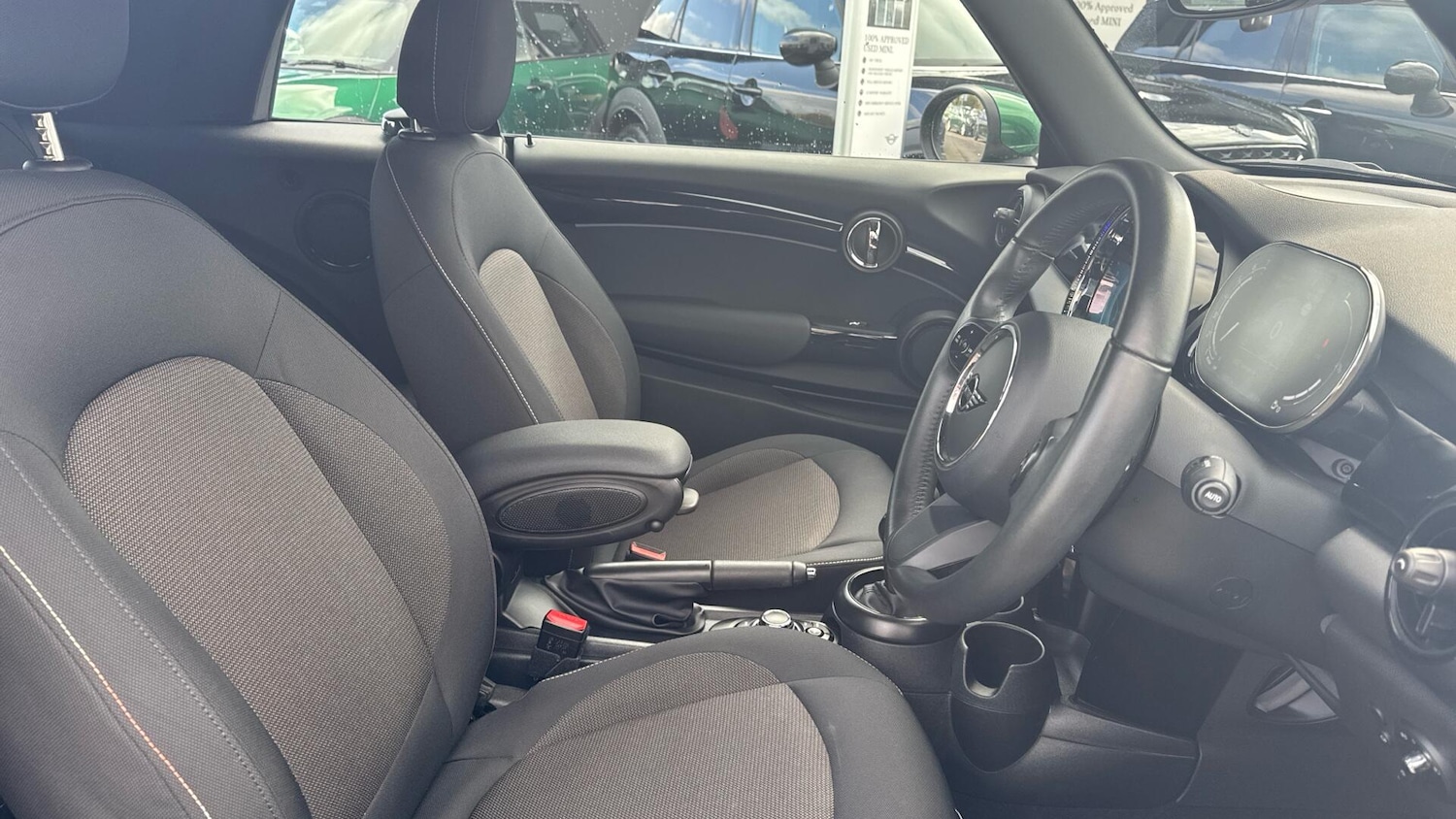 Used MINI Convertible 2024 for sale - 78169258: Photo 11