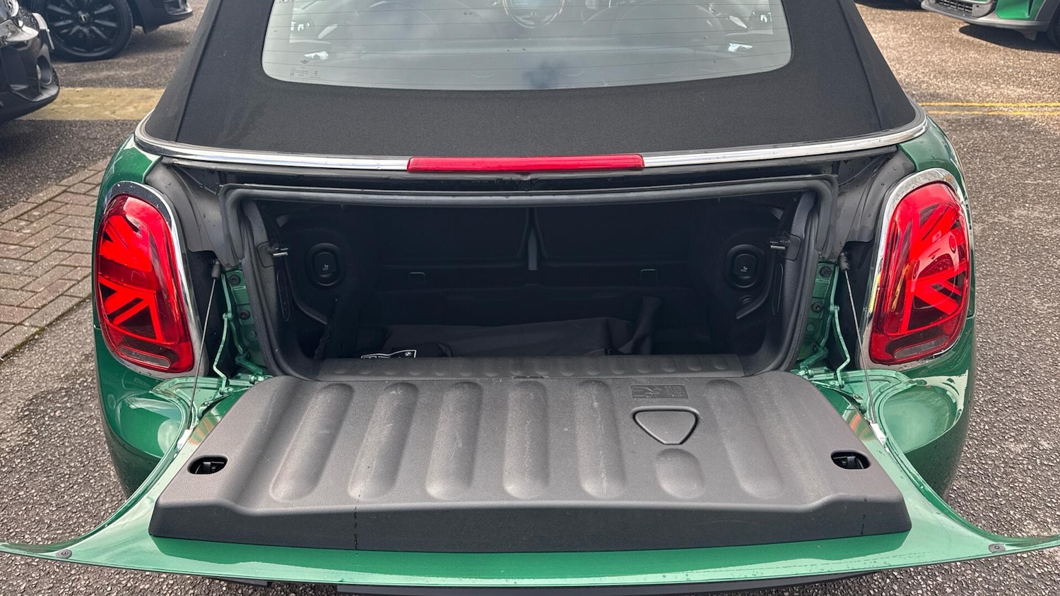 Used MINI Convertible 2024 for sale - 78169258: Photo 13