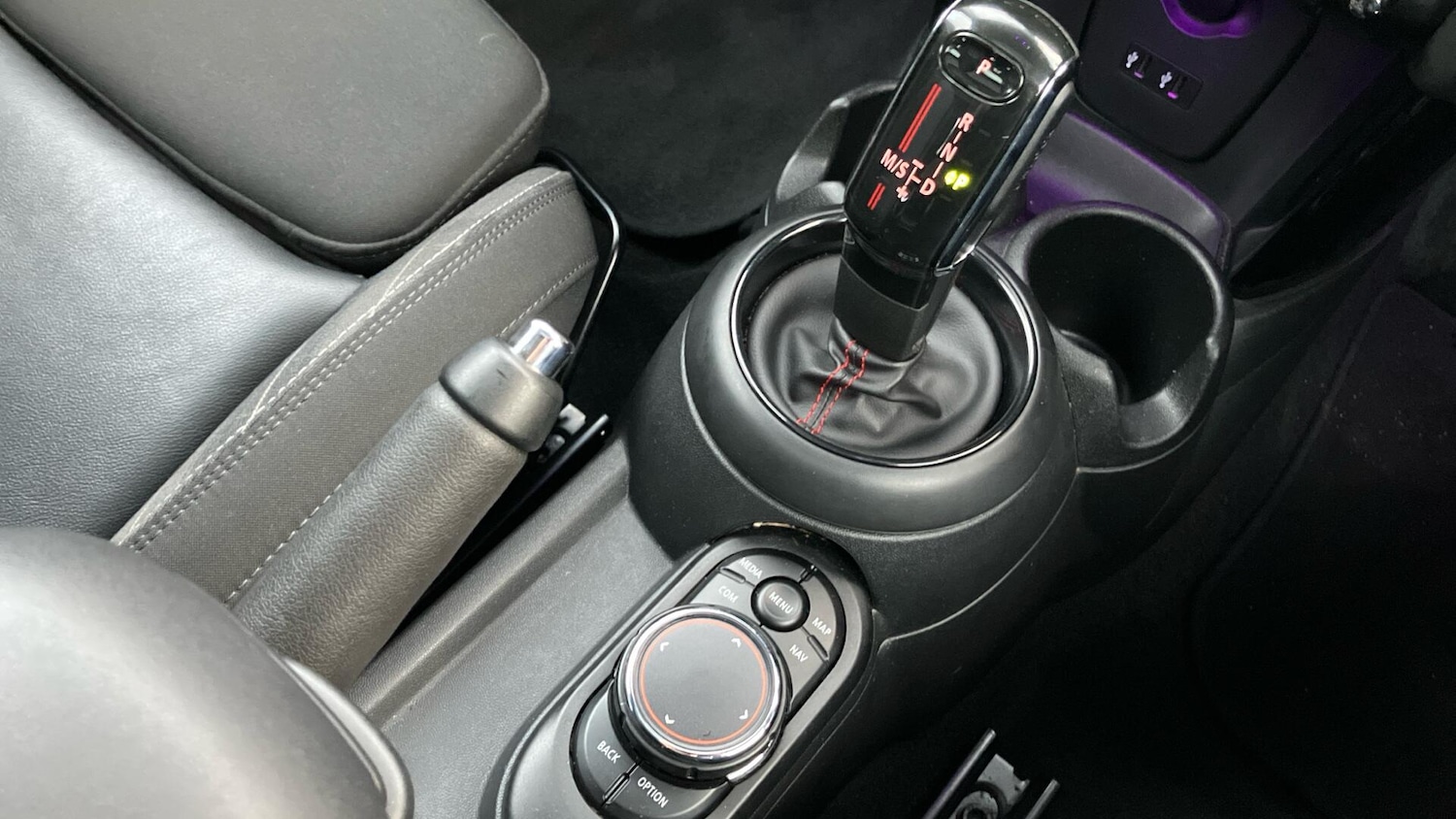 Used MINI Hatch 2018 for sale - 76673642: Photo 11