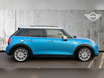 Used MINI Hatch 2018 for sale - 76673642: Photo