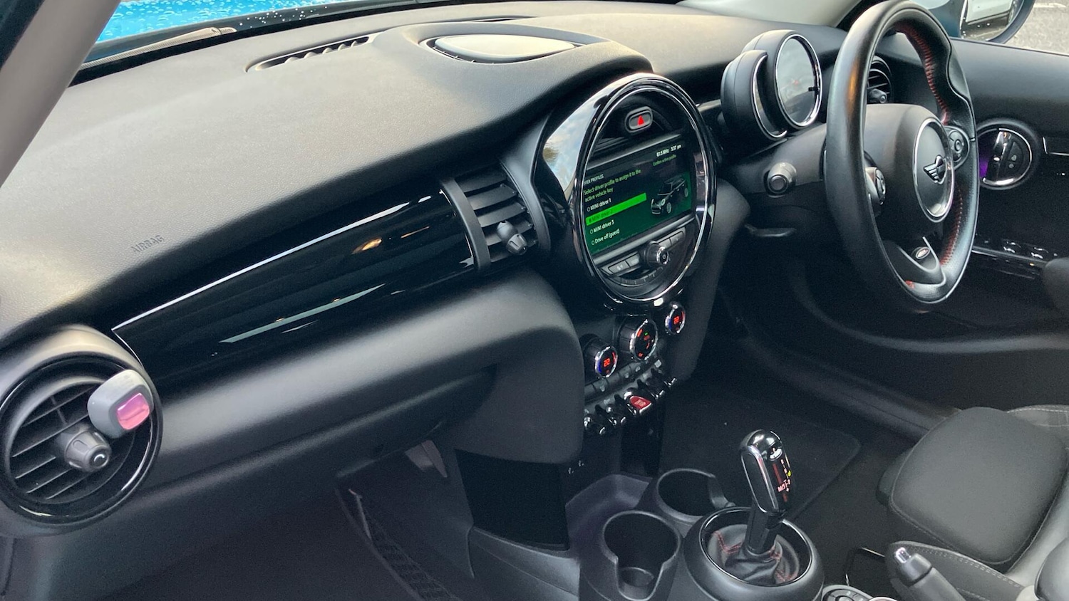 Used MINI Hatch 2018 for sale - 76673642: Photo 8