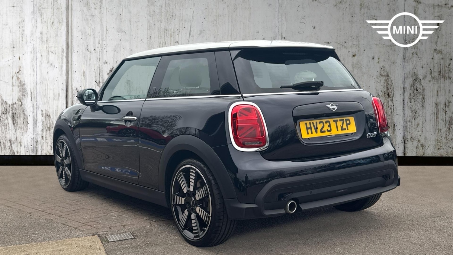 Used MINI Hatch 2023 for sale - 77691400: Photo 2