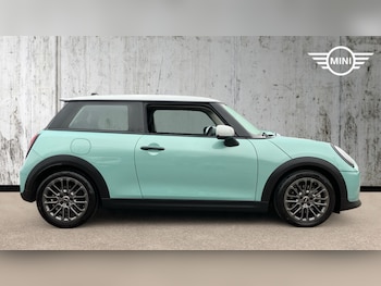 Used MINI Cooper 2025 for sale - 77812740: Photo