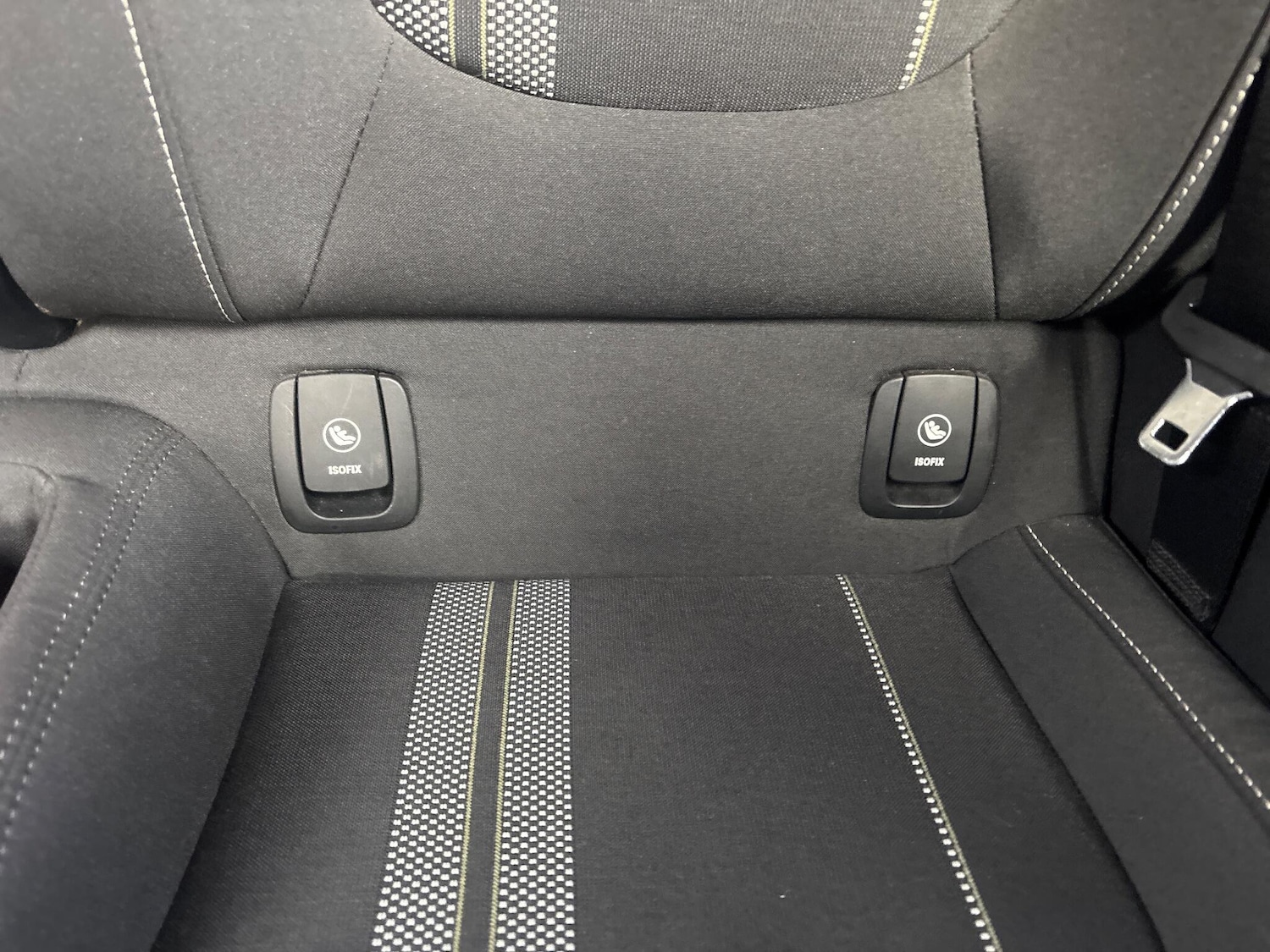 Used MINI Convertible 2018 for sale - 76673671: Photo 11