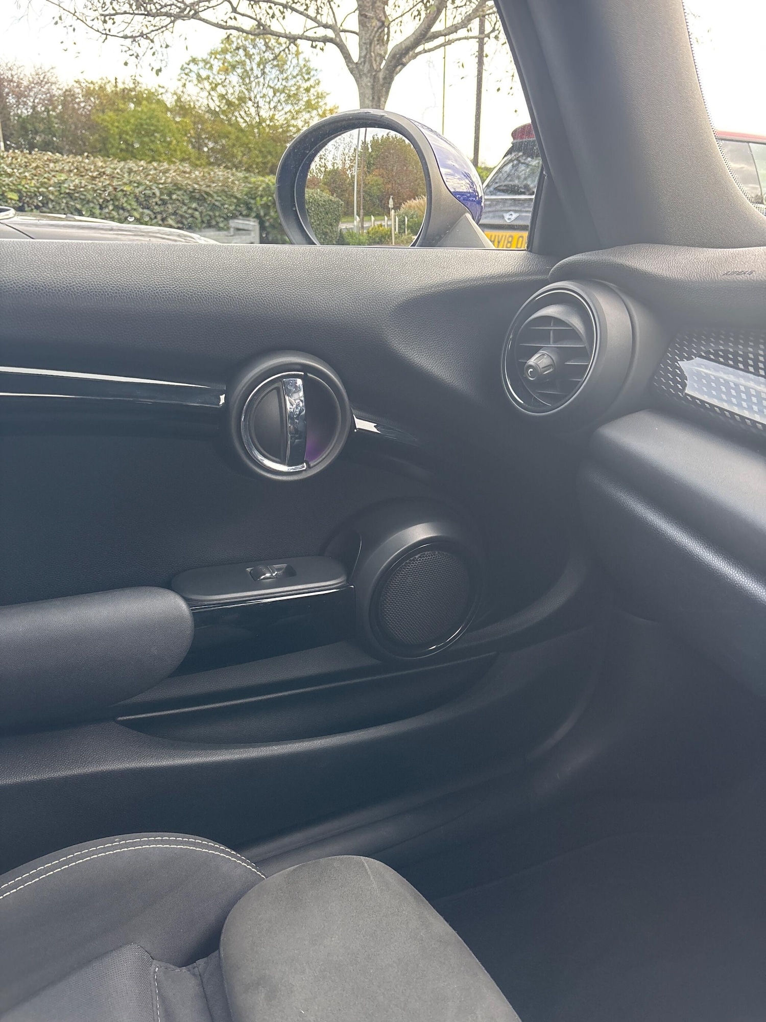 Used MINI Convertible 2018 for sale - 76673671: Photo 23