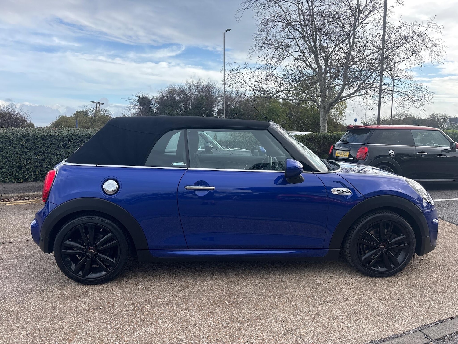 Used MINI Convertible 2018 for sale - 76673671: Photo 8