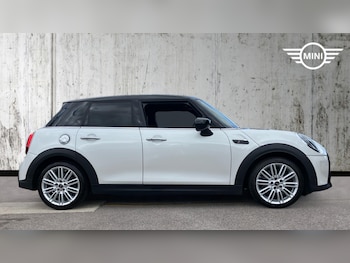 Used MINI Hatch 2023 for sale - 76676203: Photo