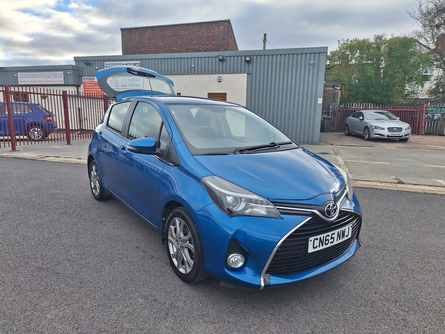 Used Toyota Yaris 2015 for sale - 76643478: Photo 23
