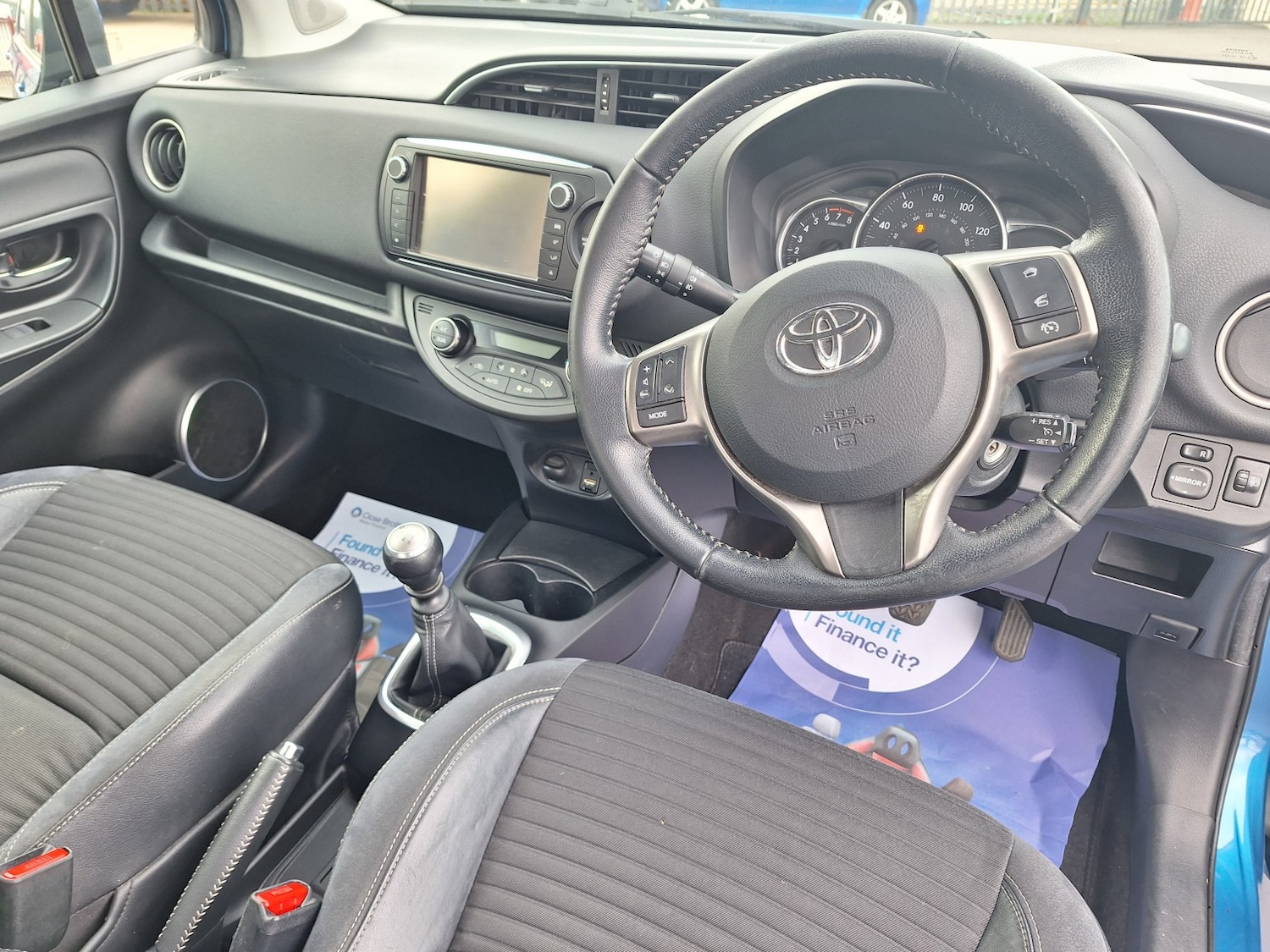 Used Toyota Yaris 2015 for sale - 76643478: Photo 24