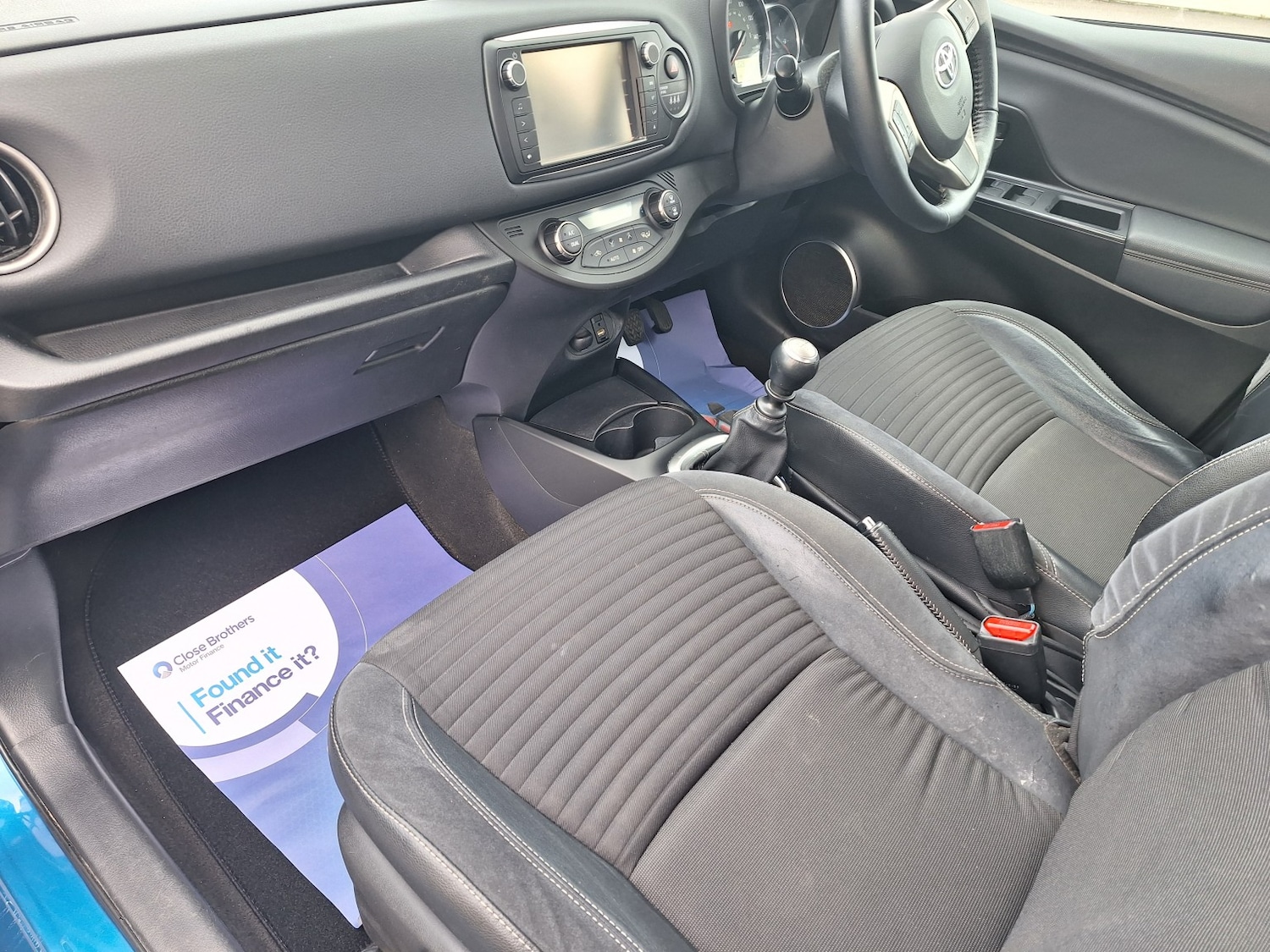 Used Toyota Yaris 2015 for sale - 76643478: Photo 29