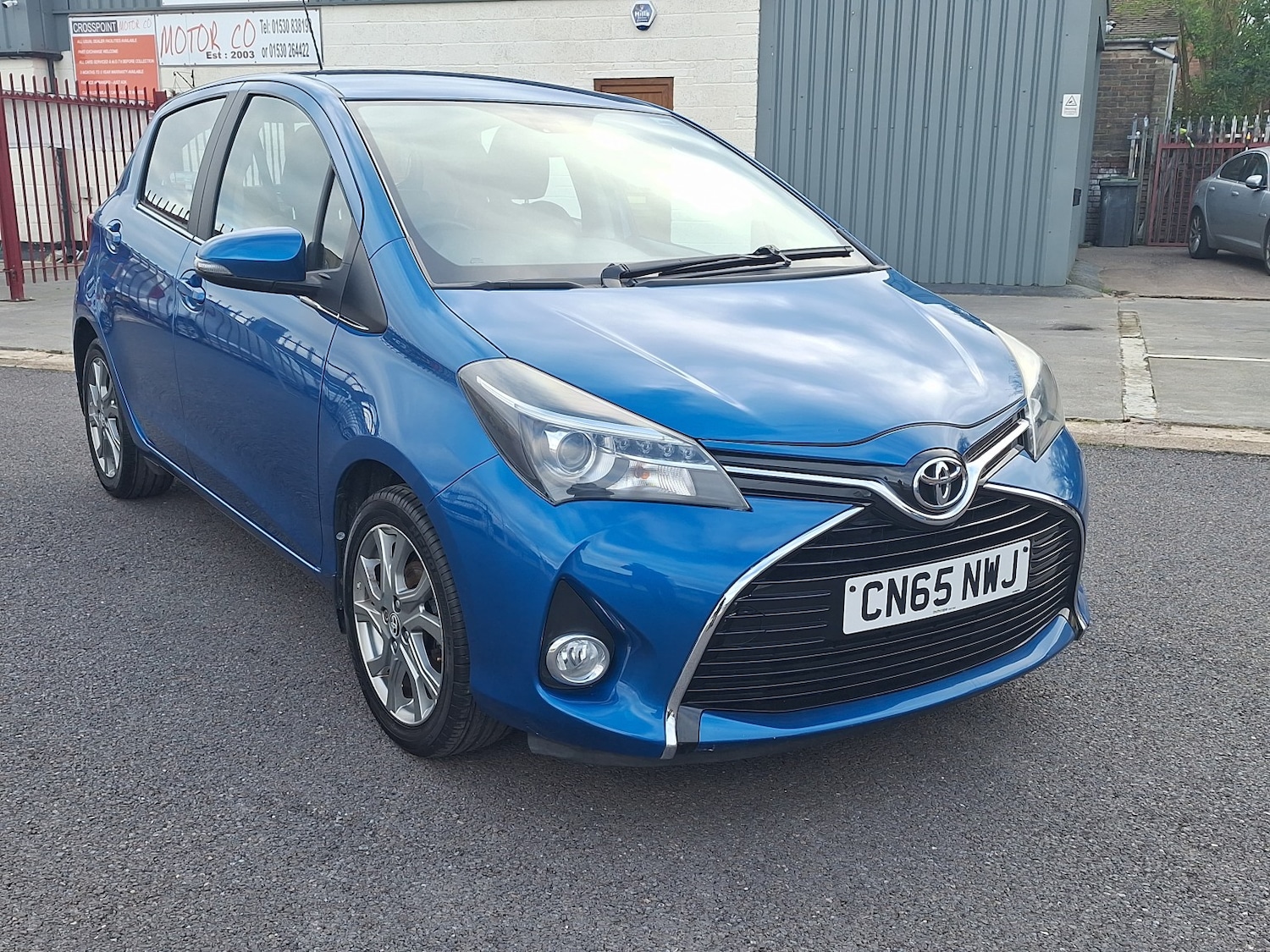 Used Toyota Yaris 2015 for sale - 76643478: Photo 32