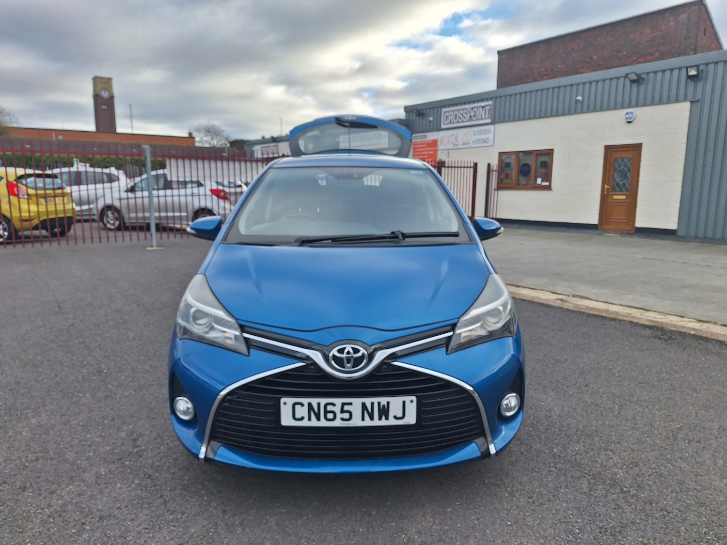 Used Toyota Yaris 2015 for sale - 76643478: Photo 40