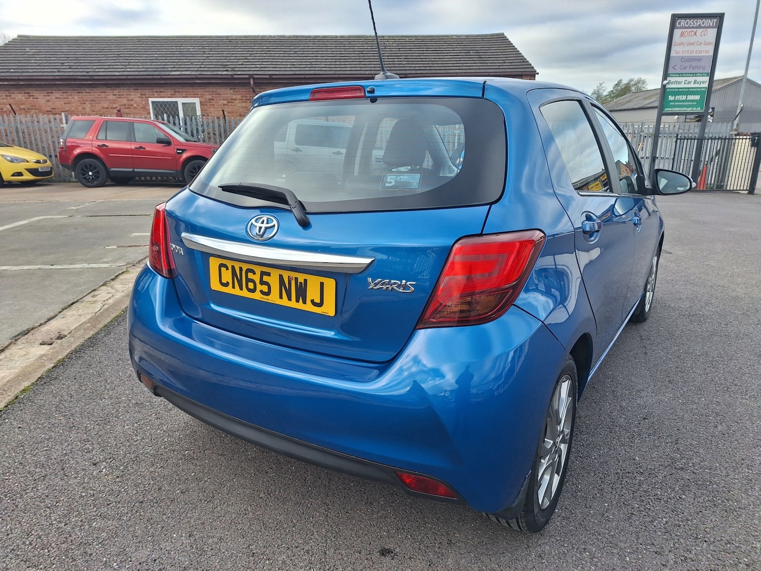 Used Toyota Yaris 2015 for sale - 76643478: Photo 45