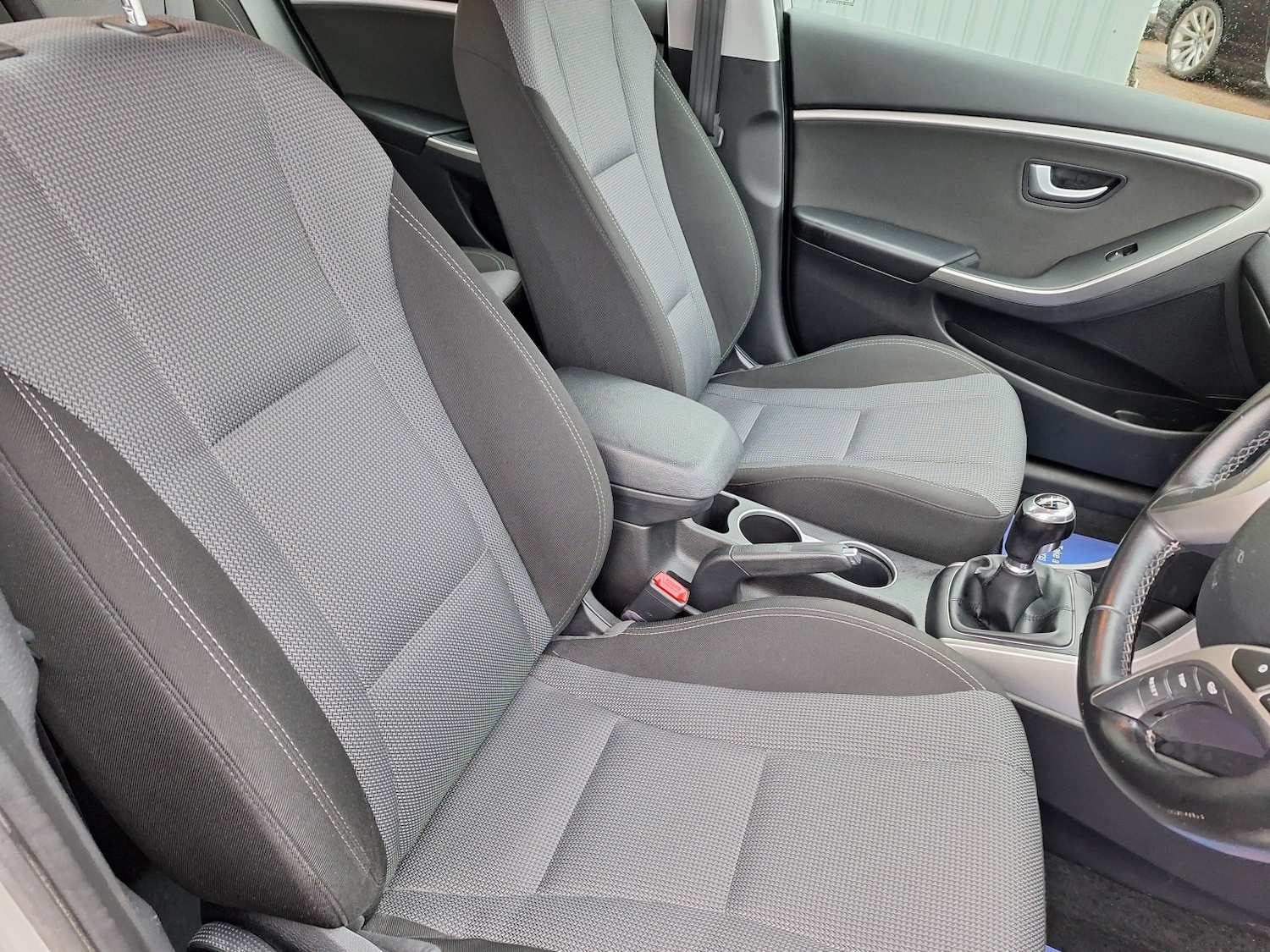 Used Hyundai i30 2015 for sale - 77478144: Photo 6