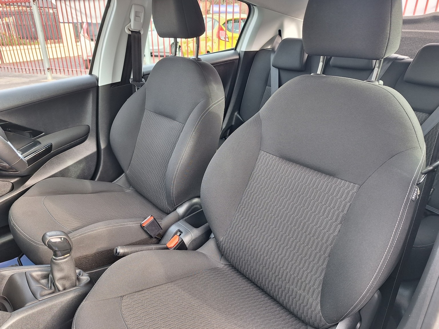 Used Peugeot 208 2018 for sale - 76334743: Photo 17