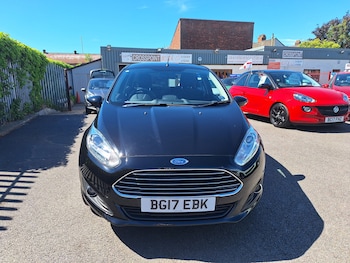 Used Ford Fiesta 2017 for sale - 79262721: Photo