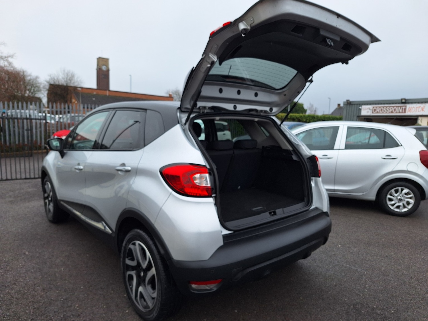 Used Renault Captur 2016 for sale - 77342633: Photo 19