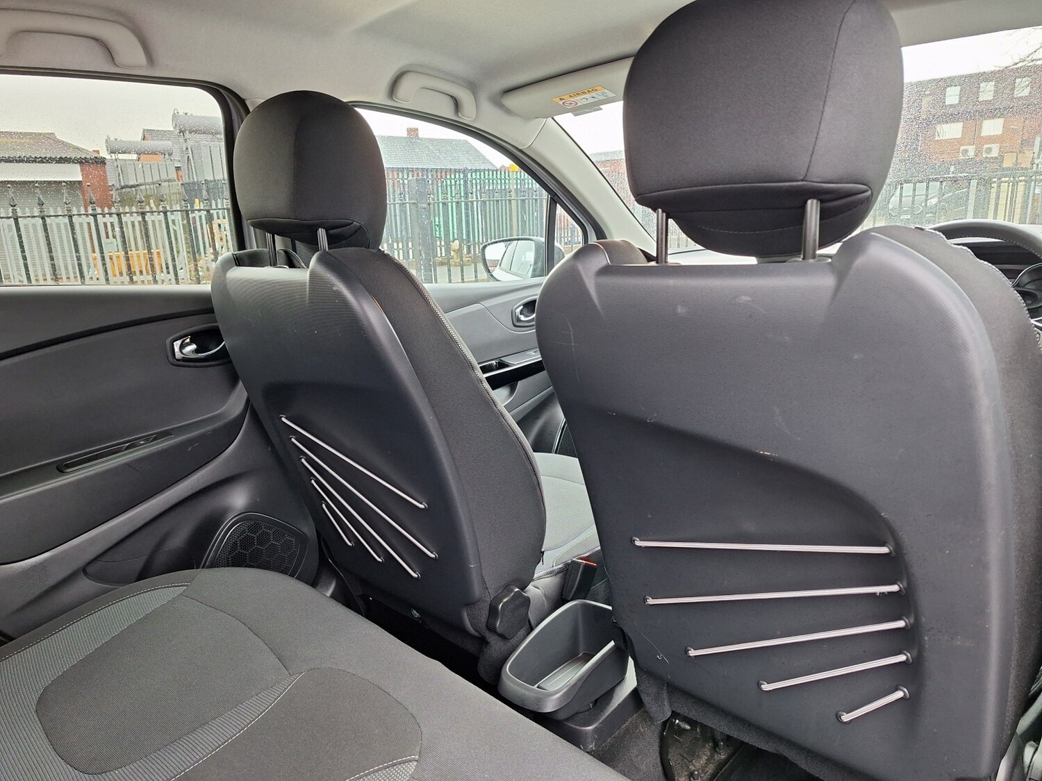 Used Renault Captur 2016 for sale - 77342633: Photo 40