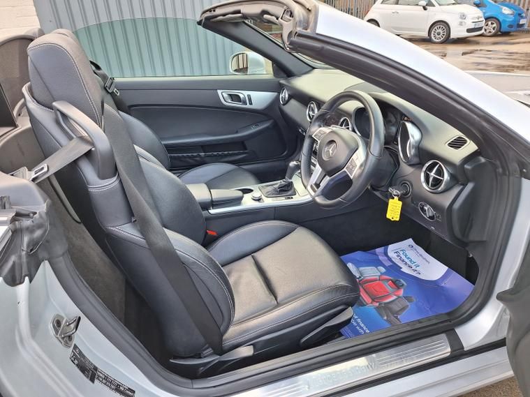 Used Mercedes-Benz SLK 2013 for sale - 77687587: Photo 8