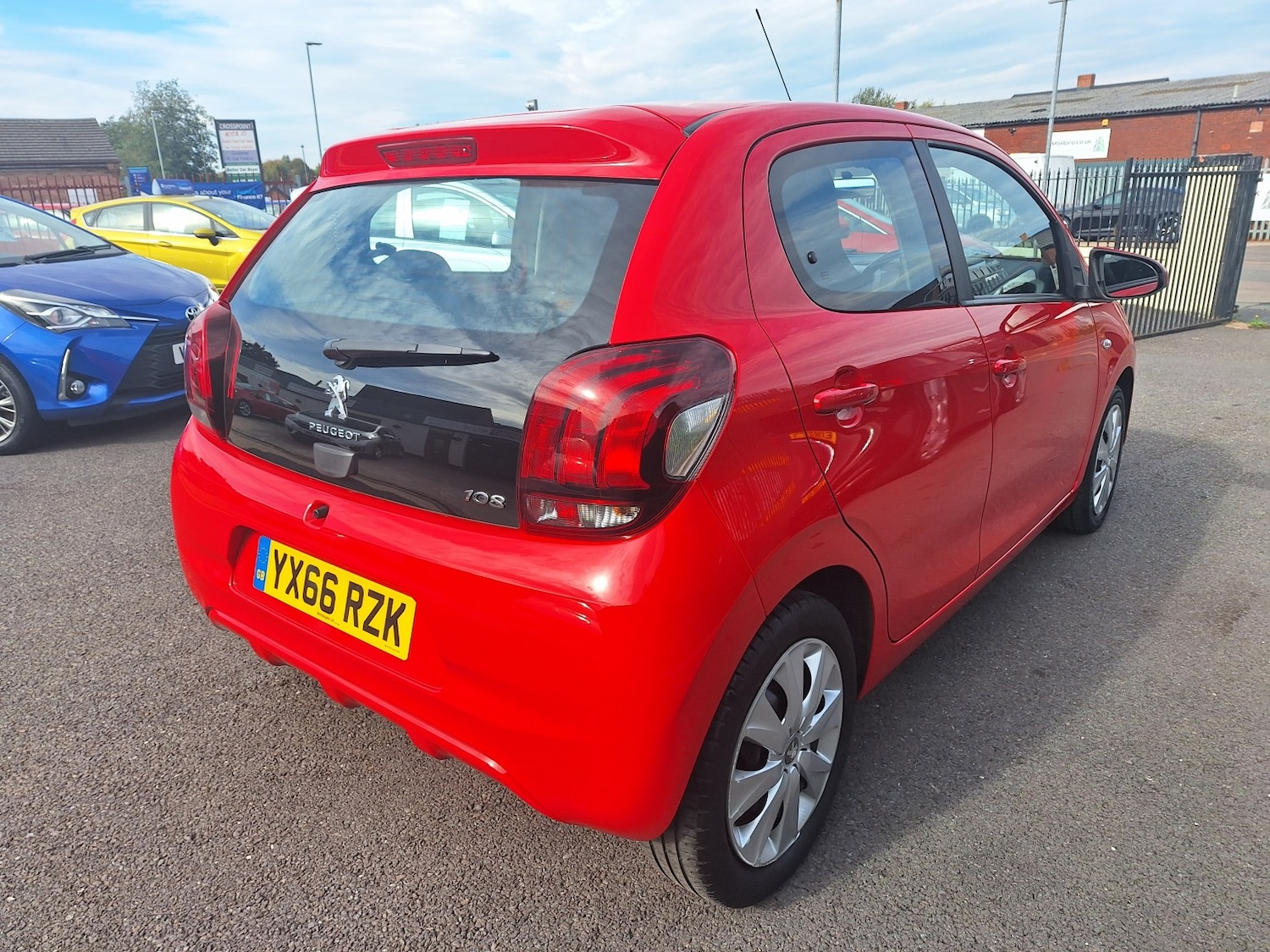 Used Peugeot 108 2016 for sale - 76579902: Photo 12