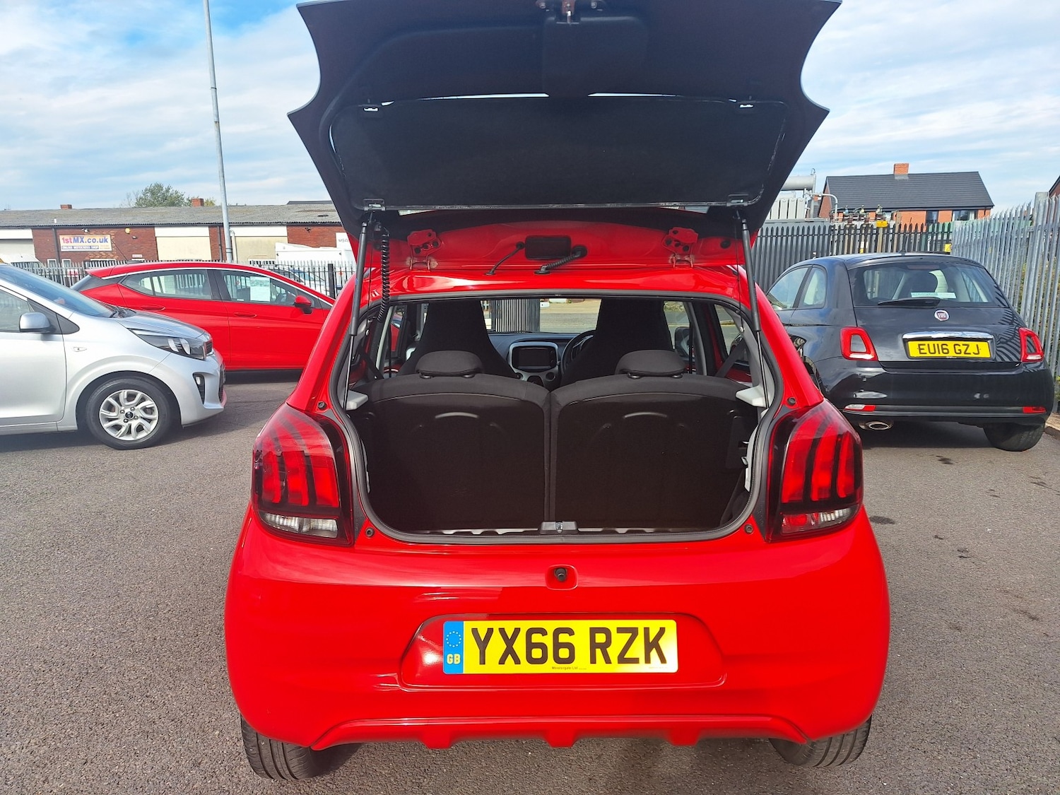 Used Peugeot 108 2016 for sale - 76579902: Photo 14