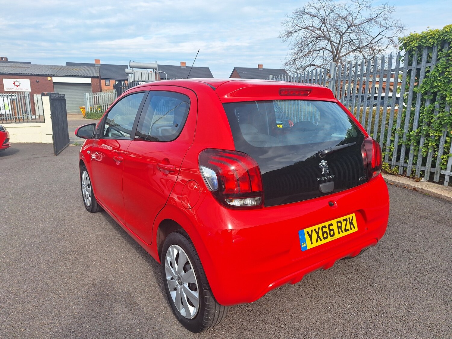 Used Peugeot 108 2016 for sale - 76579902: Photo 17