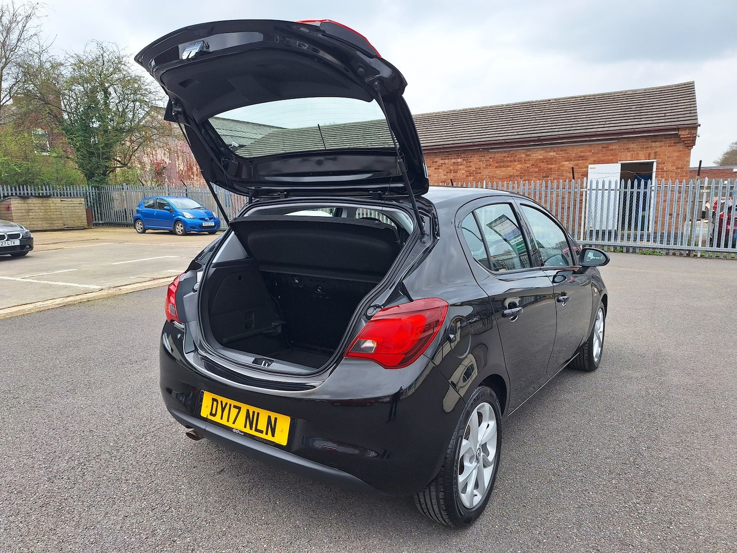 Used Vauxhall Corsa 2017 for sale - 78009486: Photo 10