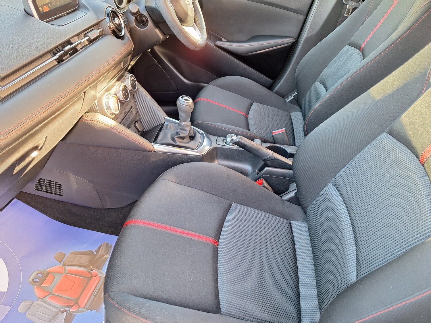 Used Mazda Mazda2 2015 for sale - 77370708: Photo 27