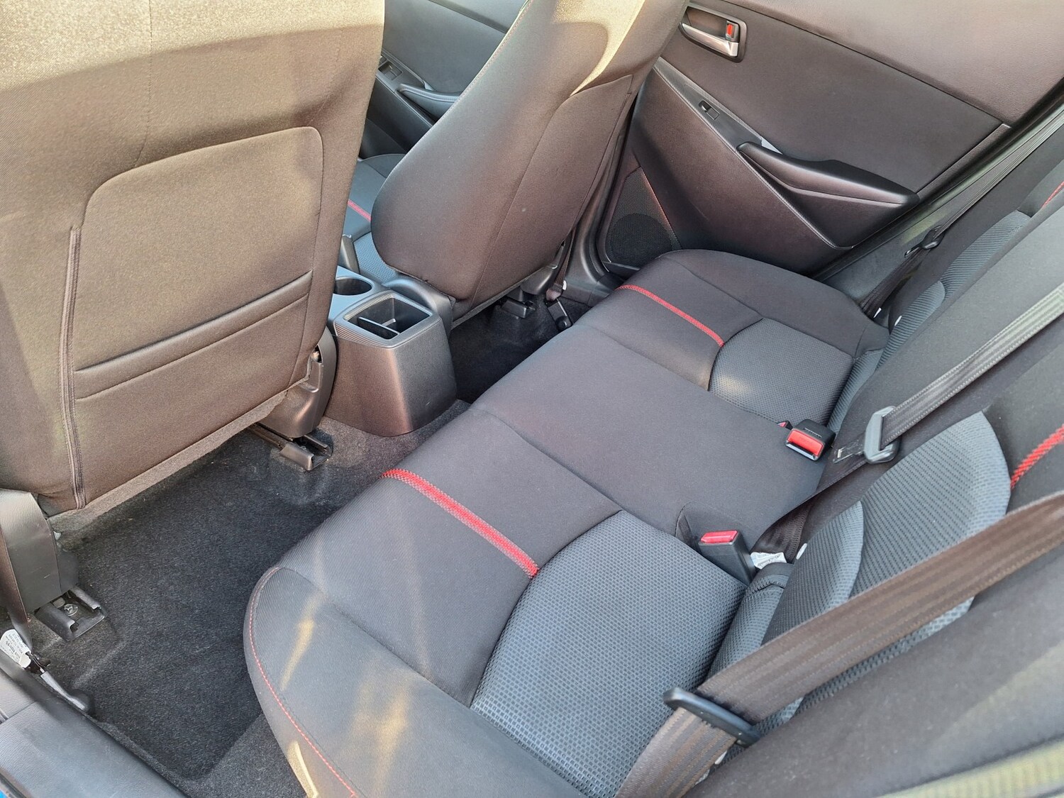 Used Mazda Mazda2 2015 for sale - 77370708: Photo 52