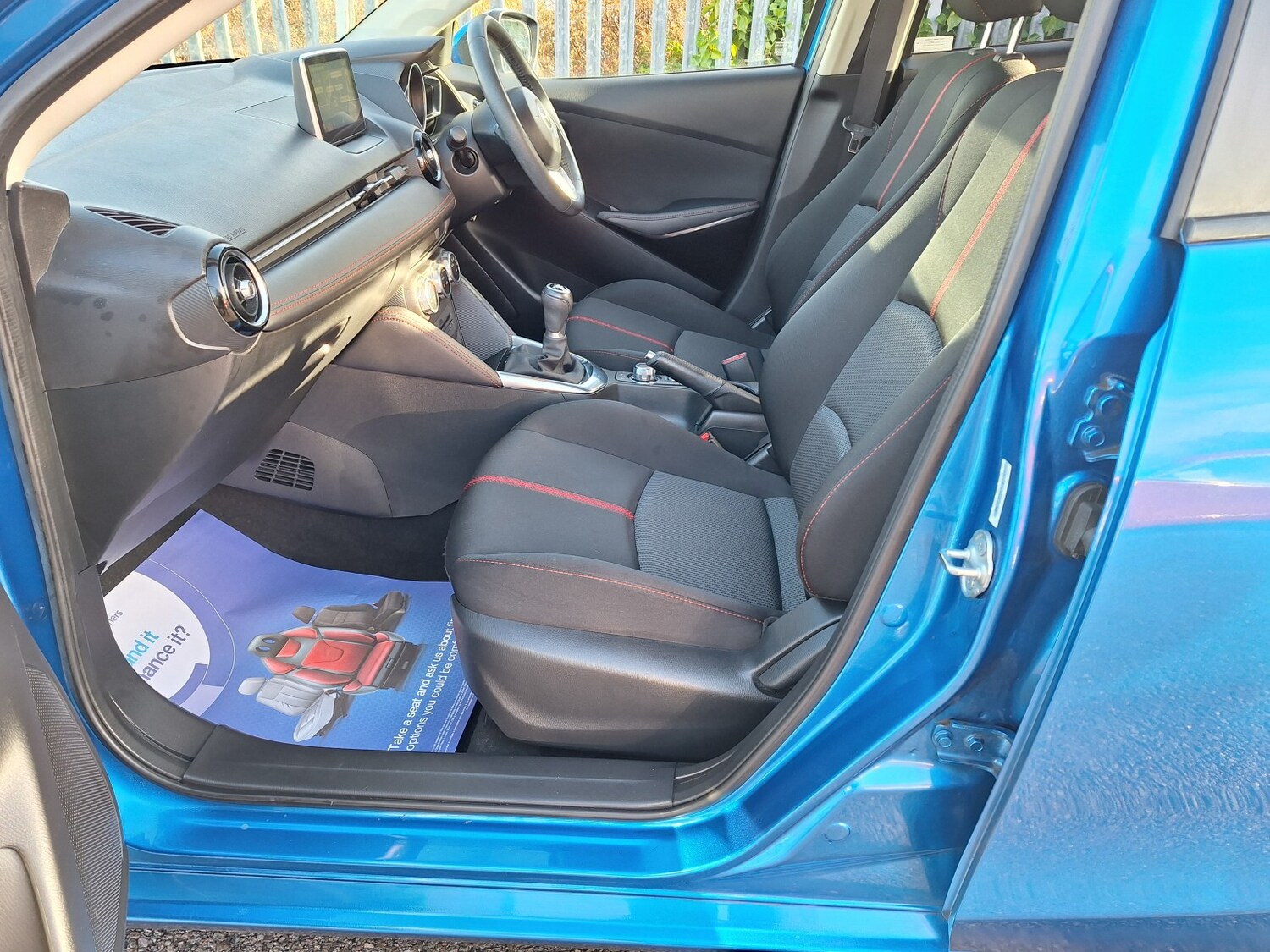 Used Mazda Mazda2 2015 for sale - 77370708: Photo 53