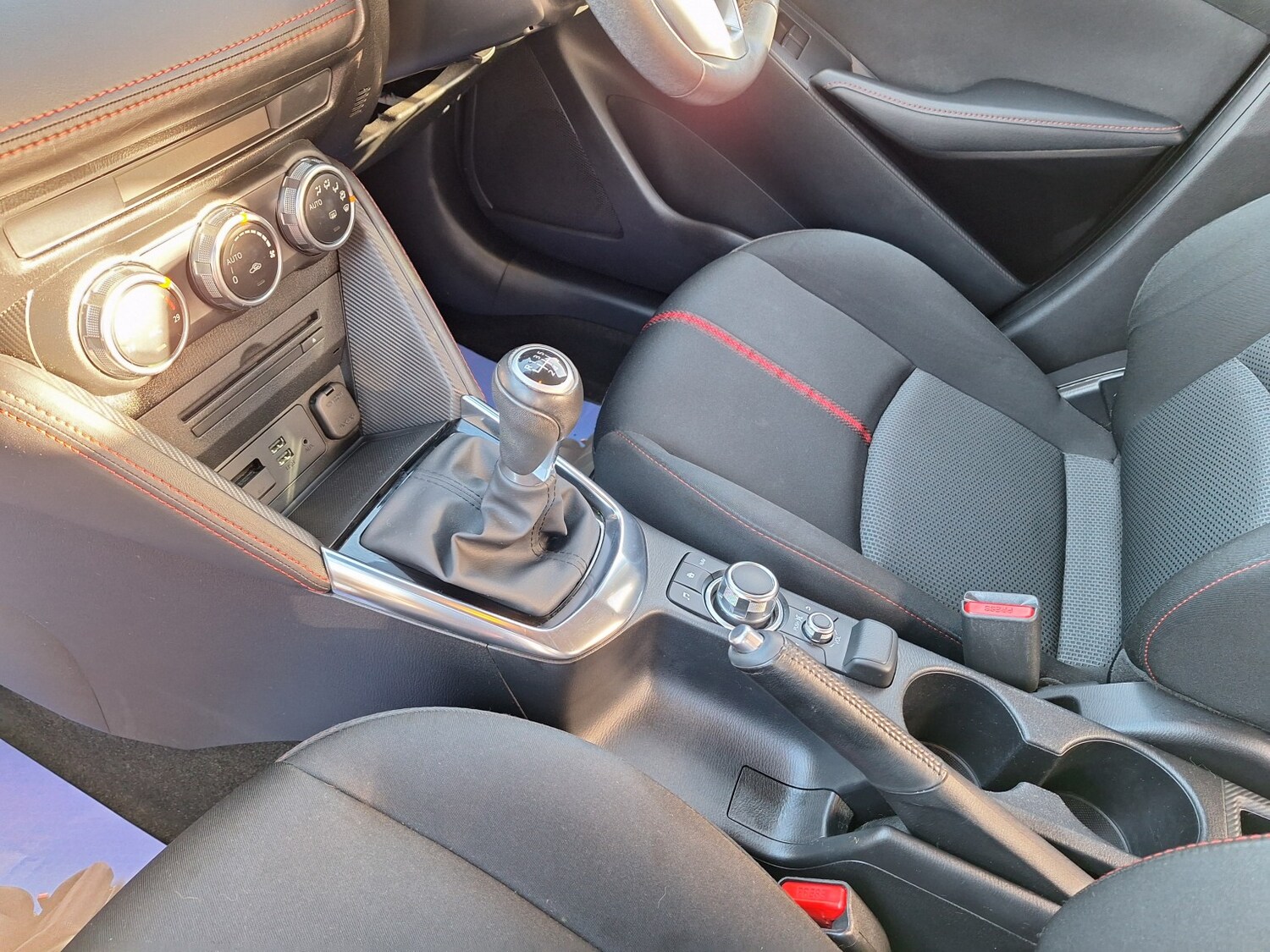 Used Mazda Mazda2 2015 for sale - 77370708: Photo 56