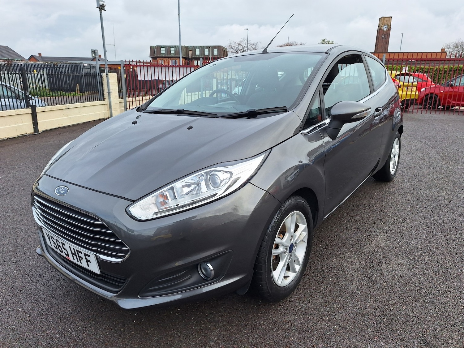 Used Ford Fiesta 2015 for sale - 76687257: Photo 3