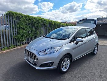 Used Ford Fiesta 2017 for sale - 79628333: Photo