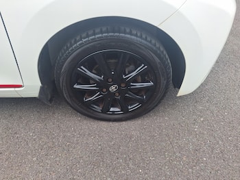 Used Toyota AYGO 2017 for sale - 79559511: Photo