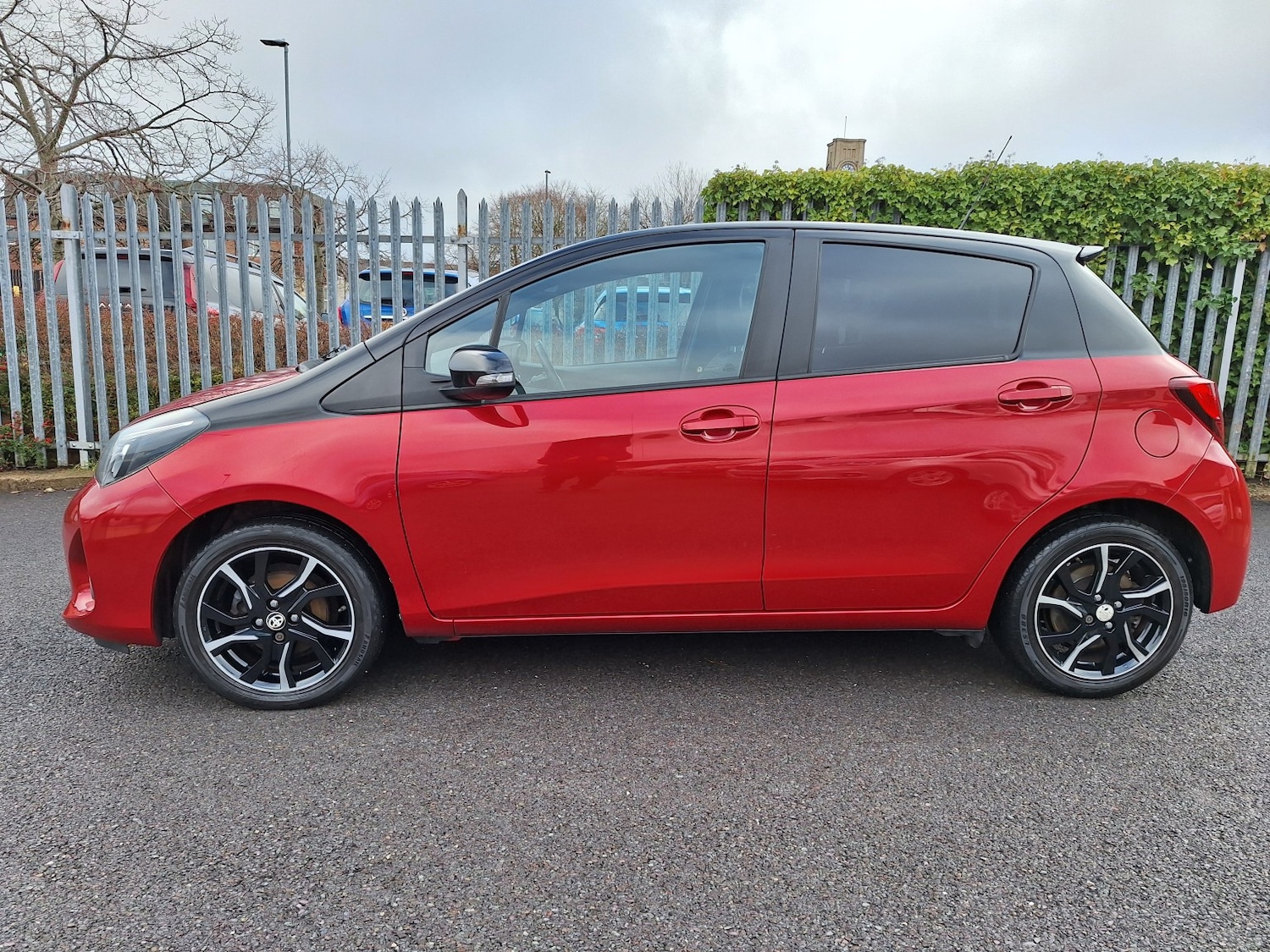 Used Toyota Yaris 2016 for sale - 77465655: Photo 19