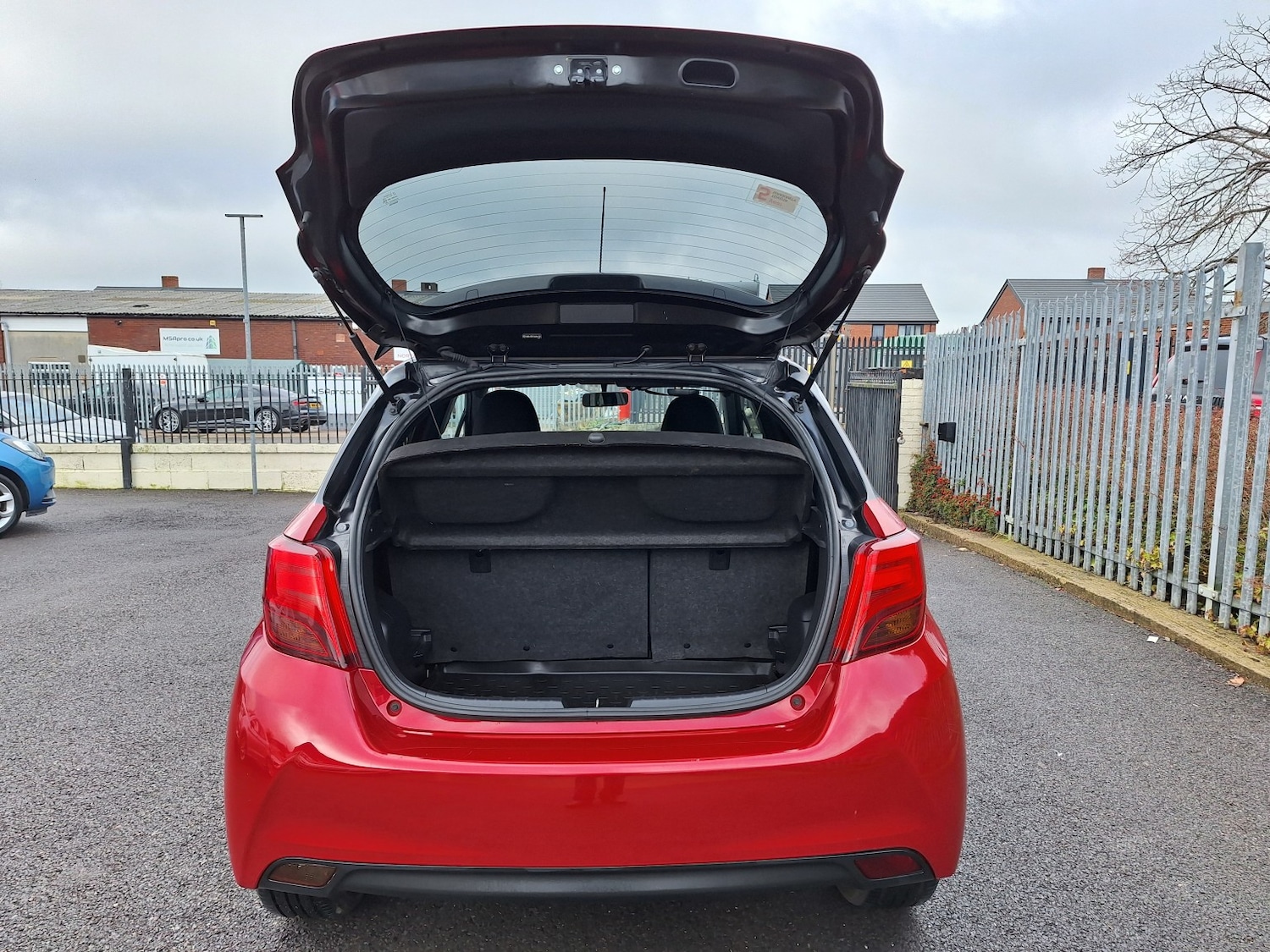 Used Toyota Yaris 2016 for sale - 77465655: Photo 22