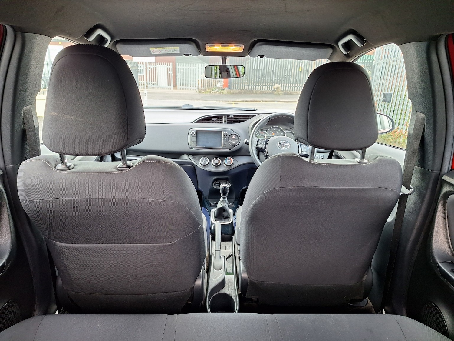 Used Toyota Yaris 2016 for sale - 77465655: Photo 23