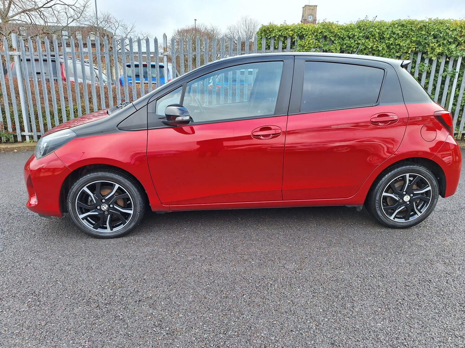 Used Toyota Yaris 2016 for sale - 77465655: Photo 38