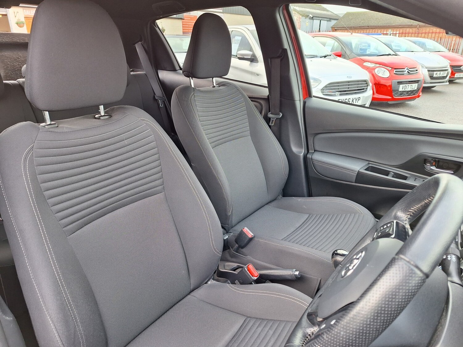 Used Toyota Yaris 2016 for sale - 77465655: Photo 45