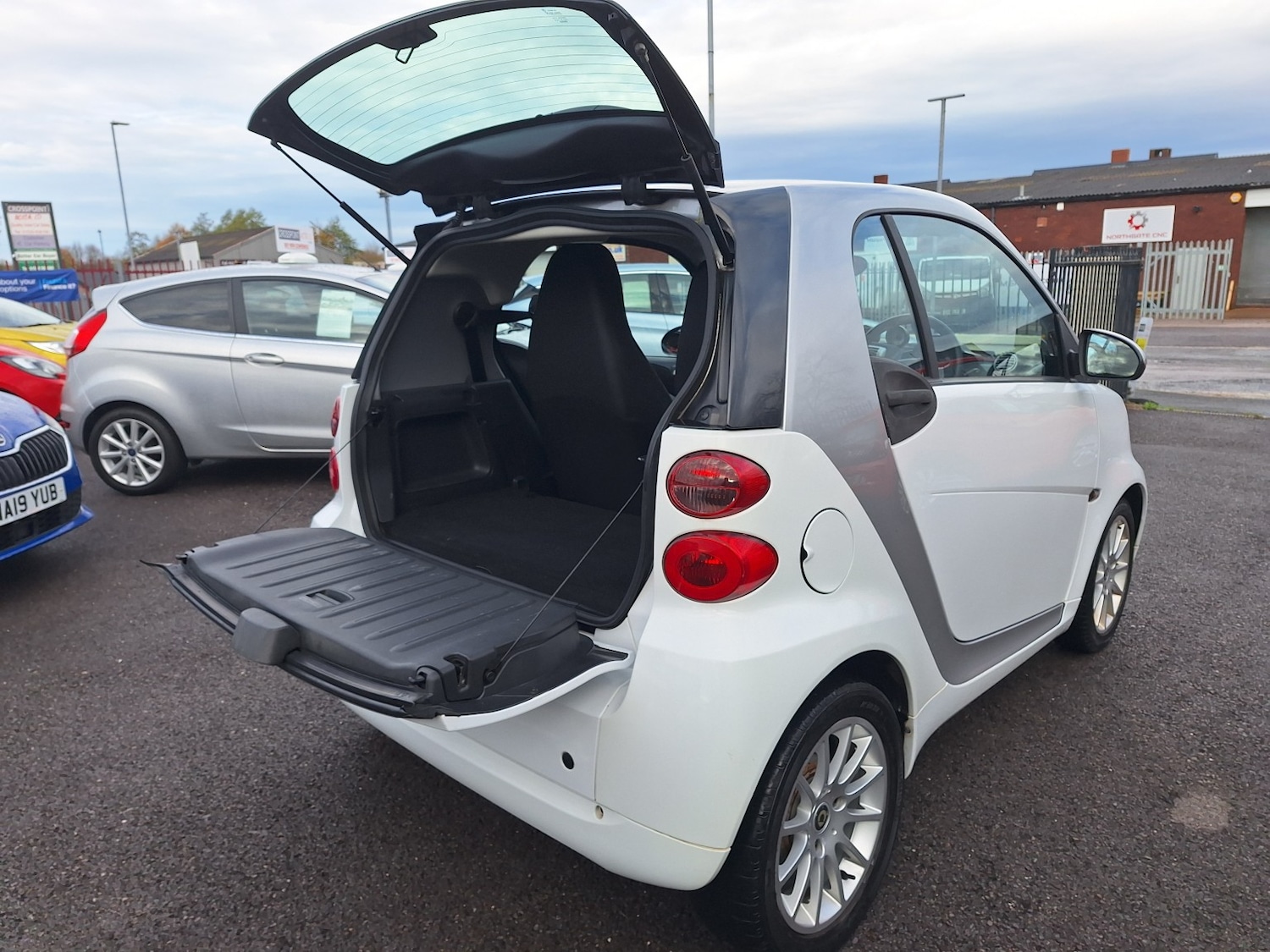 Used smart fortwo 2011 for sale - 76785046: Photo 12