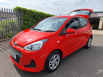 Used Hyundai i10 2019 for sale - 78936553: Photo